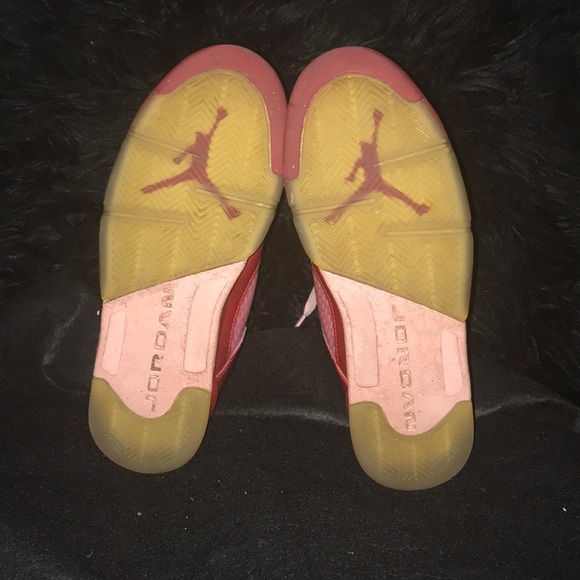 Air Jordan Valentines 6.5Y - Picture 4 of 5